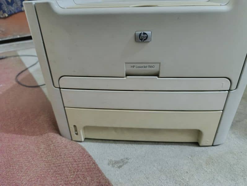 HP LaserJet 1160 printer 2