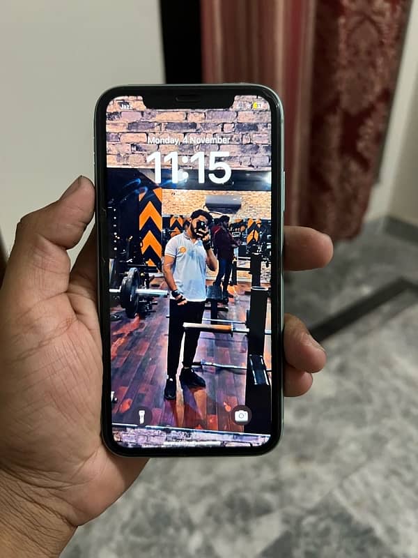 iphone 11 Pta approved 64gb 9