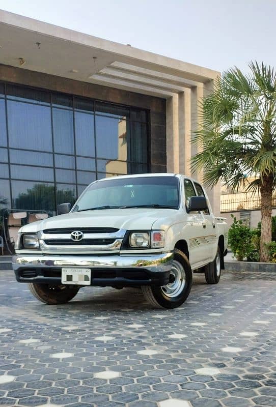 Toyota Hilux 2005 11