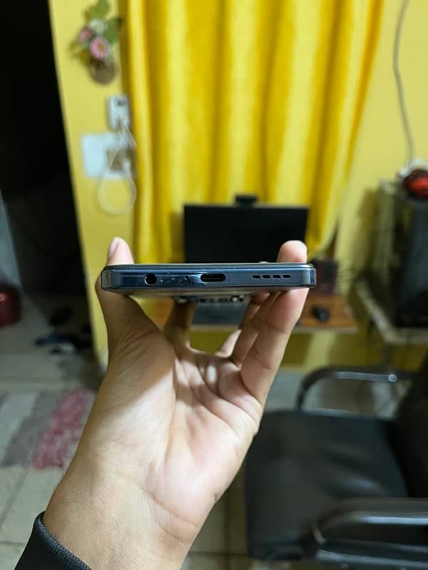 Infinix Hot 40pro 1