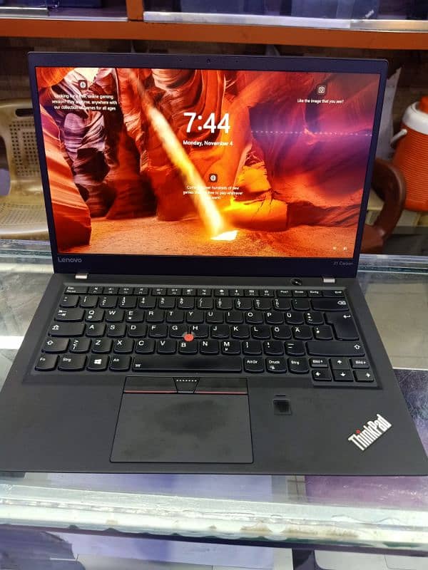 Lenovo ThinkPad X1 carbon core i7 7th gen 16/512 All Laptops available 0