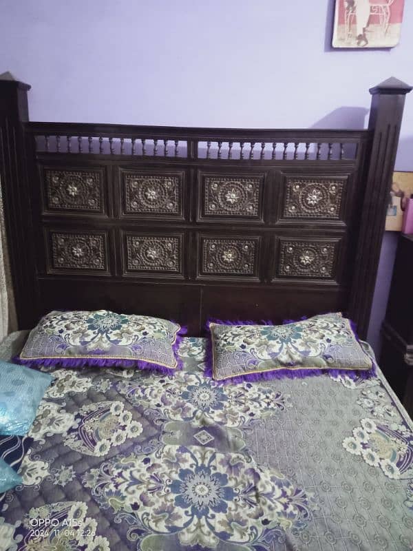 king size bed 3