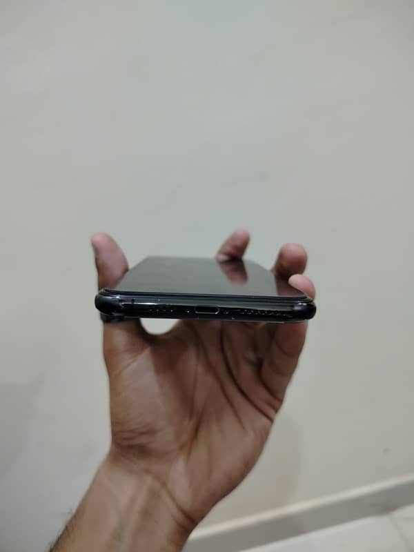 iPhone 11 pro max 256GB, JV waterpack 3