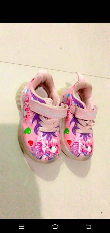 baby shoes 2