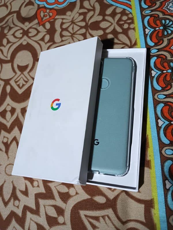 Google pixel 5 (Model GTT9Q) 4