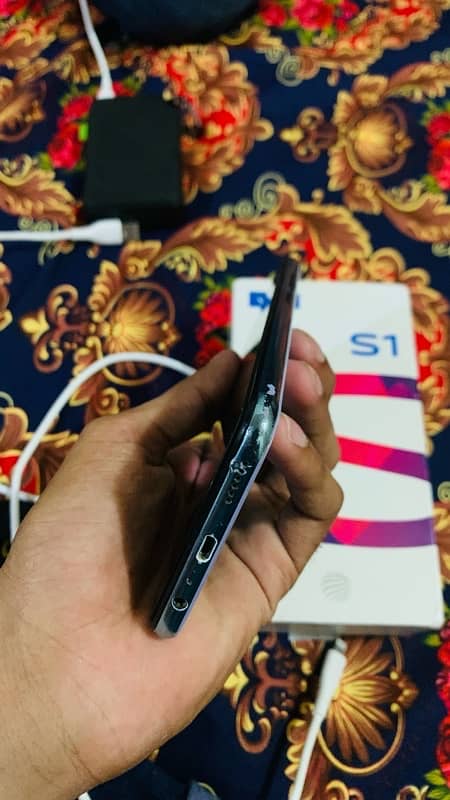 vivo s1 2