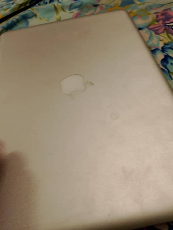 Apple MacBook pro 2012 15.4 inch 6