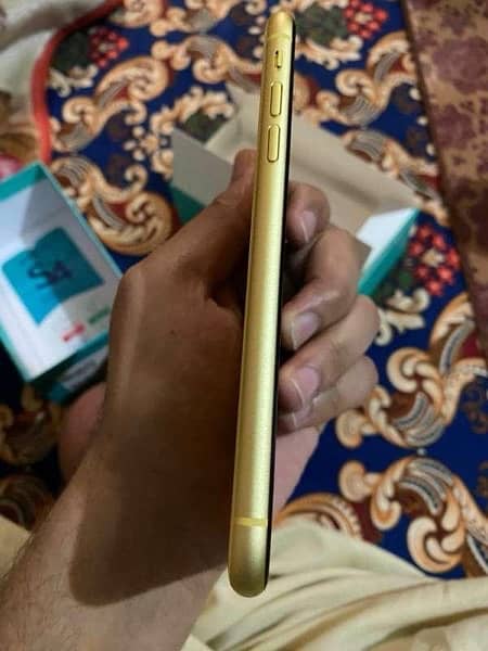 iphone 11 128GB 4