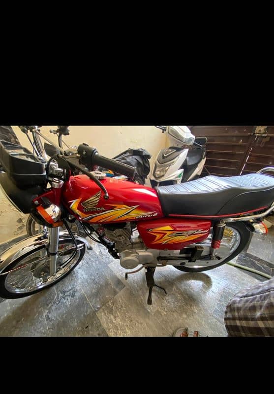 Honda 125 bike 2