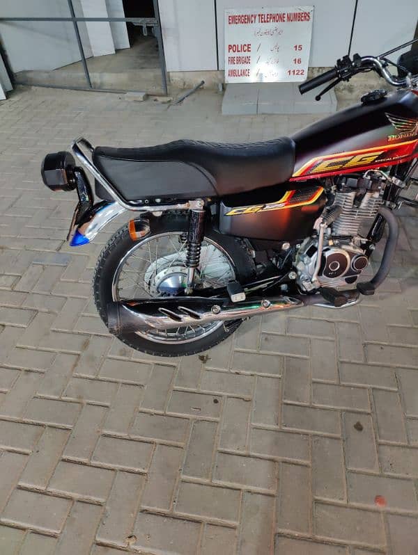 HONDA 125 special edition 4