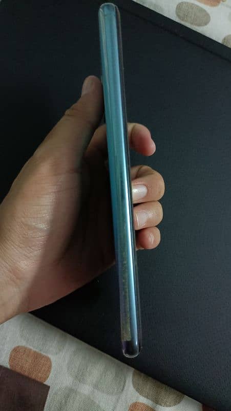 Huawei Y9s 4