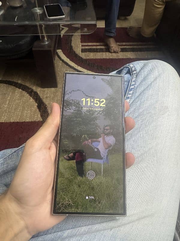 Samsung Galaxy S24 Ultra 2