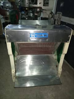 Commercial  Bread cutter (03214270512)