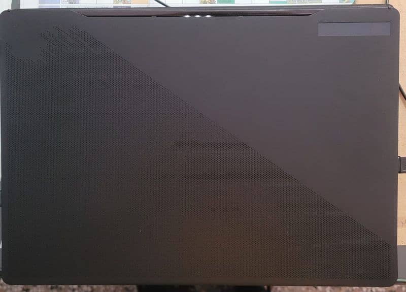 ASUS ROG ZEPHYRUS M16 2