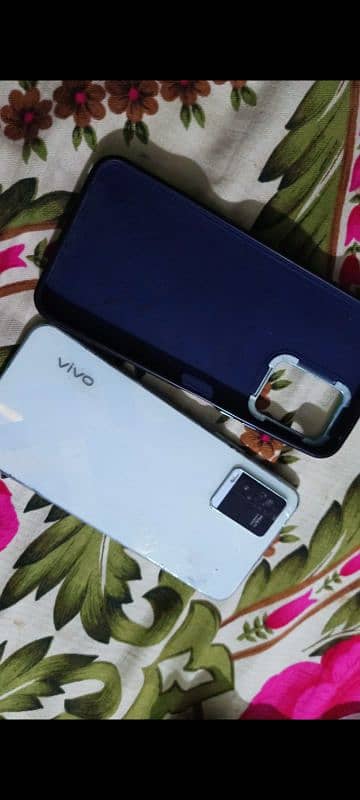 vivo Y21 2