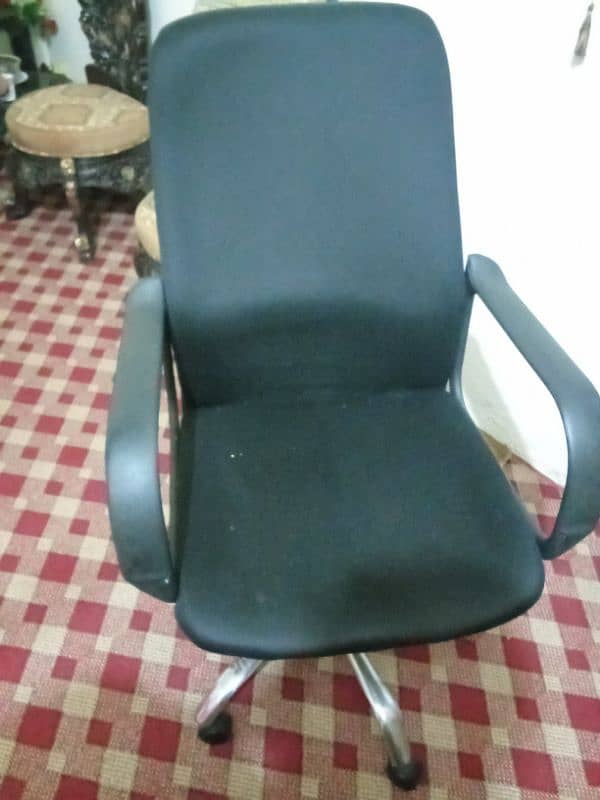 computer chair 1