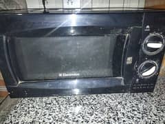 microwave oven