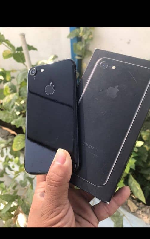 iphone 7 128 gb with box 1