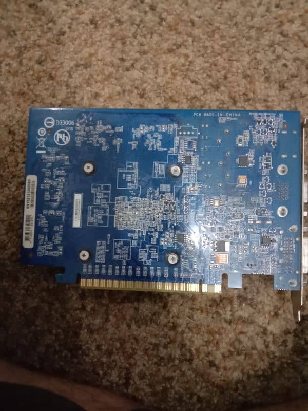 Nvidia GeForce GT 730 2 gb ddr3 128 bit 1