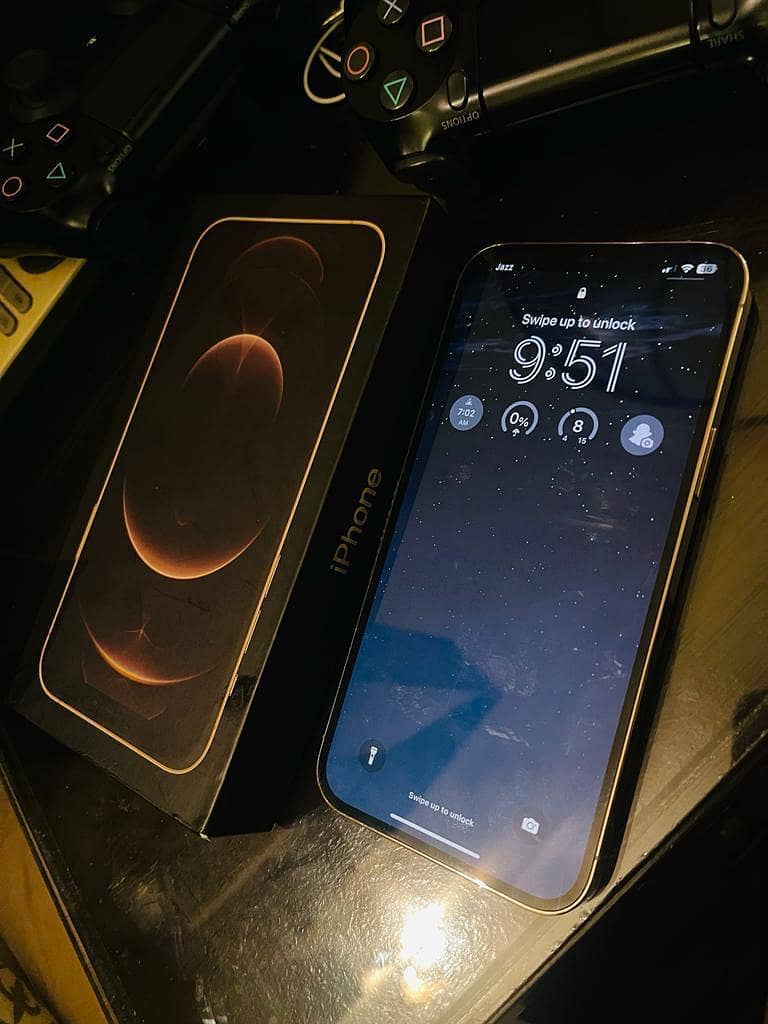 iPhone 12 Pro Max - PTA Approved - 256GB Gold 4