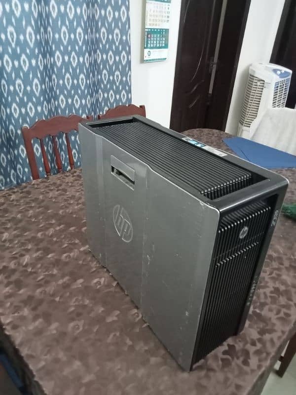 HP Z820 Workstation Dual xeon 12x2x2=48 threads 14