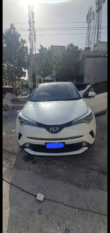 Toyota C-HR 2017 0