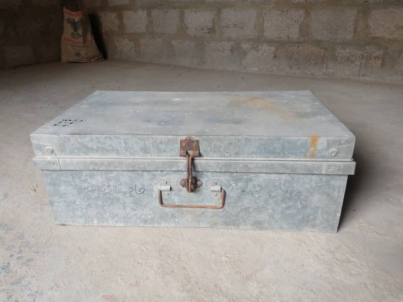 Iron Storage Box (Pattey) 2