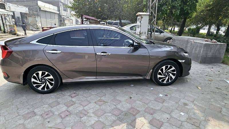 Honda Civic Oriel 2017 18