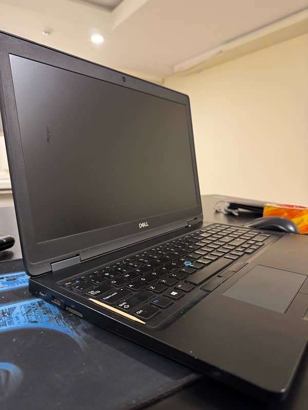 HP Lattitude 5590 i5 8th Gen 2