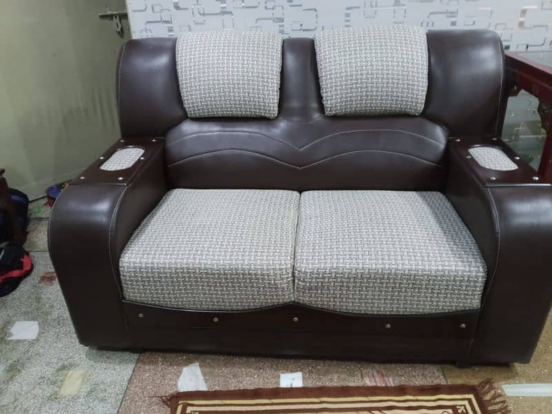 sofa set mukamal ha 3 pieces Contact num 03134856630 4