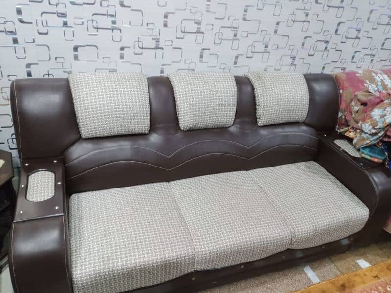 sofa set mukamal ha 3 pieces Contact num 03134856630 7