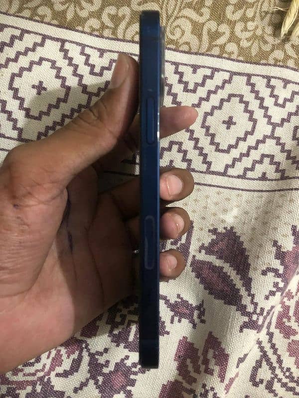 iPhone 12 64gb fu 10/9 condition waterpack 7