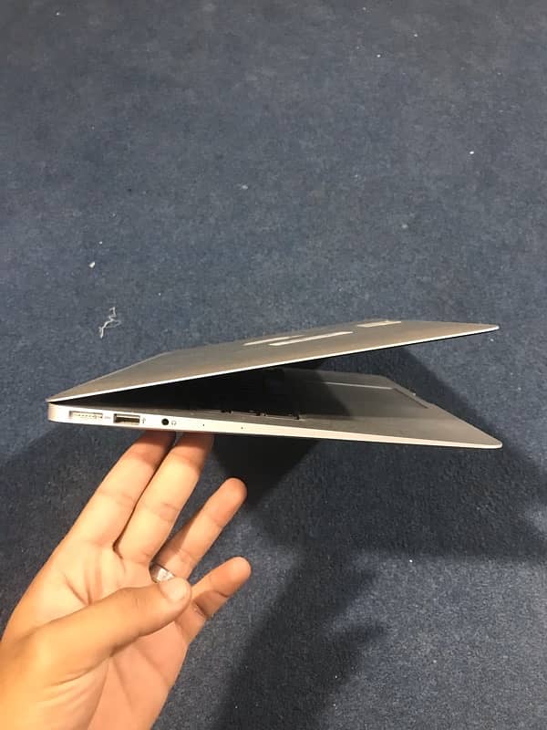 Apple MacBook Air 2017 4