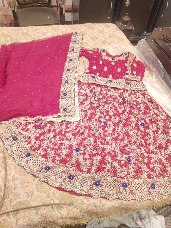 Bridal lehnga for sale 11