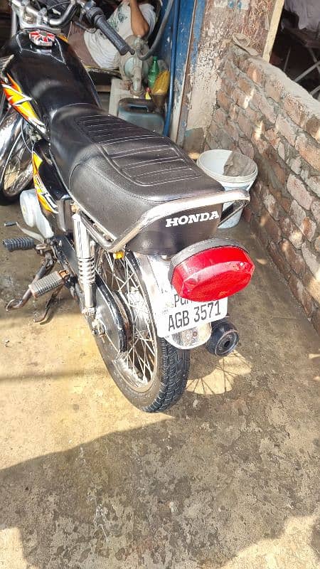 honda 125 2021 8