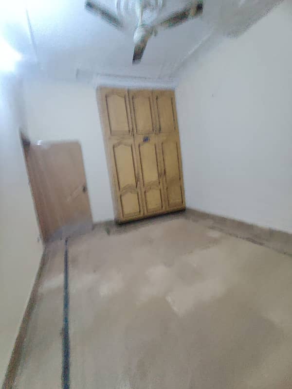 Iqbal Town 10 Marla Lower Marbked Portion At Prime Location 1