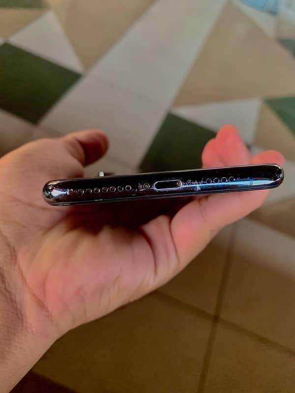 iphone xs max 64gb Pta DUAL APPROVED Waterpacked 3