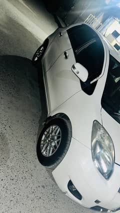 Toyota Vitz 2007