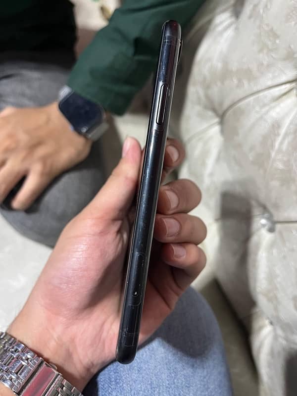 iphone xr jv 64 gb 4