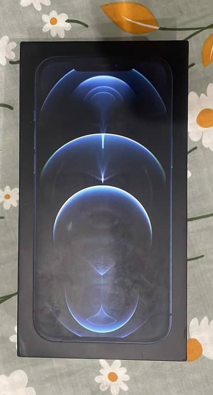 iPhone 12 Pro Max 128 gb with box 0