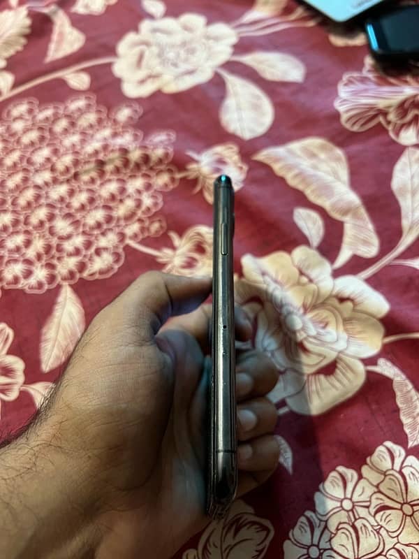 Iphone 11 Pro 64GB Non PTA 2