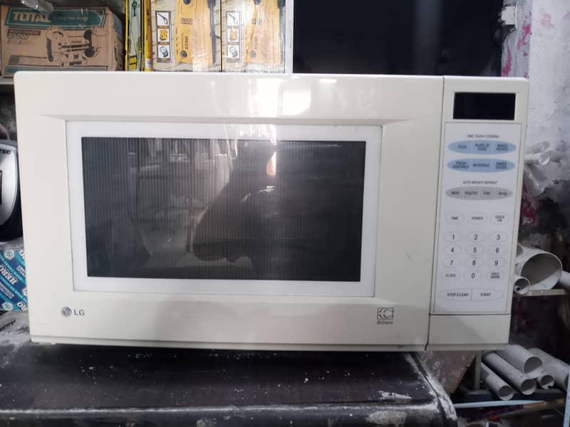 Microwave oven 0