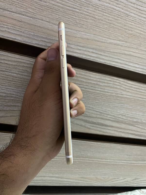 I phone 6plus  12gb non approved  10 by 10 condition 3