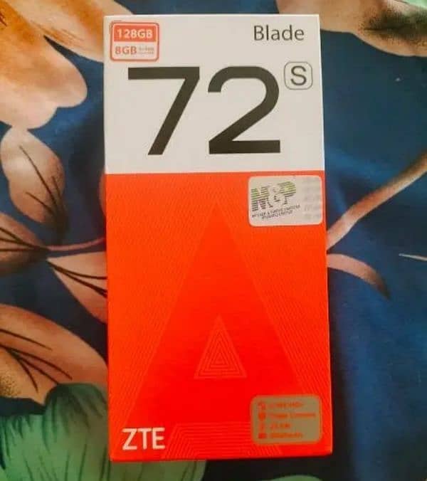 ZTE blade a72s 4+4/128 1