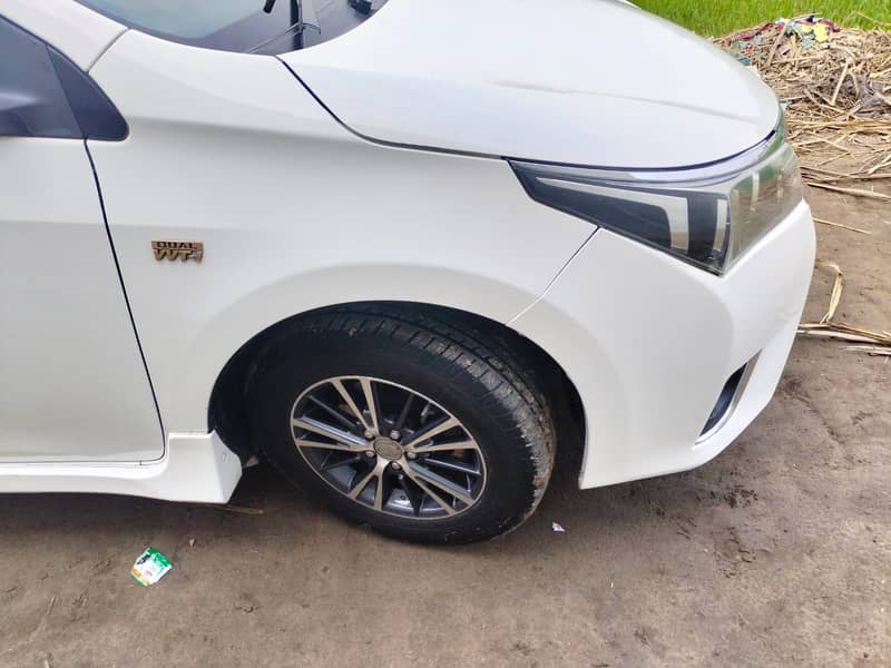 Toyota Altis Grande 2015 3