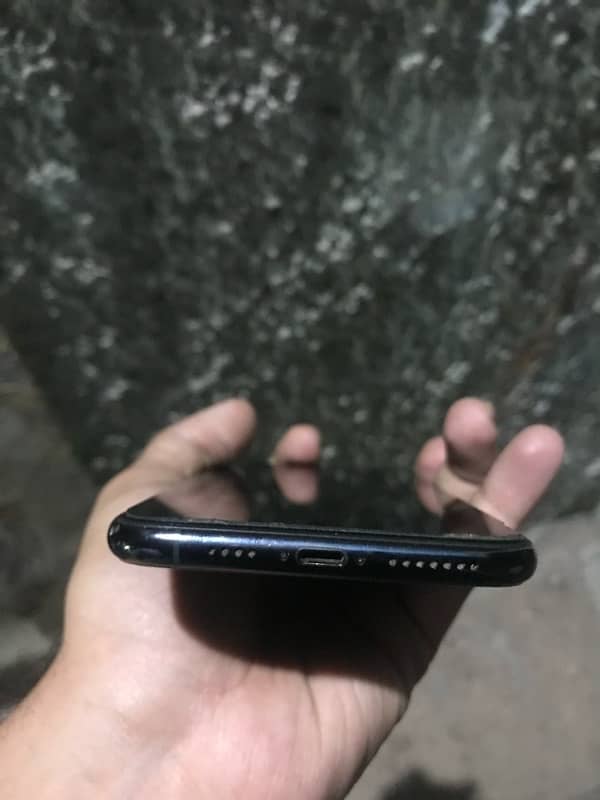 iPhone 11 Pro Max 256gb non PTA 4