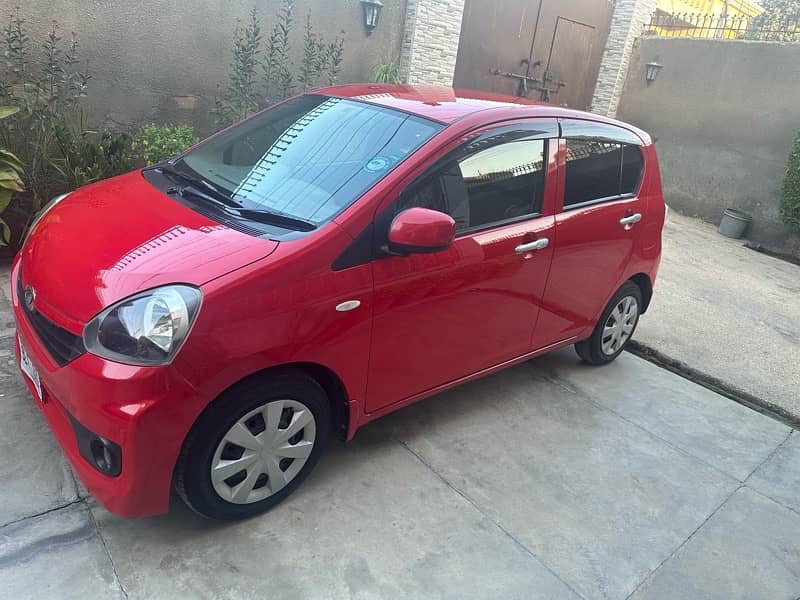 Daihatsu Mira 2015 4