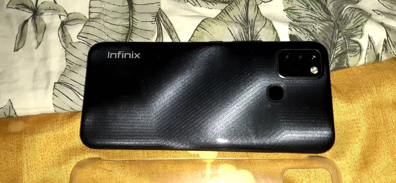 Infinix smart 6 3/64gb 3