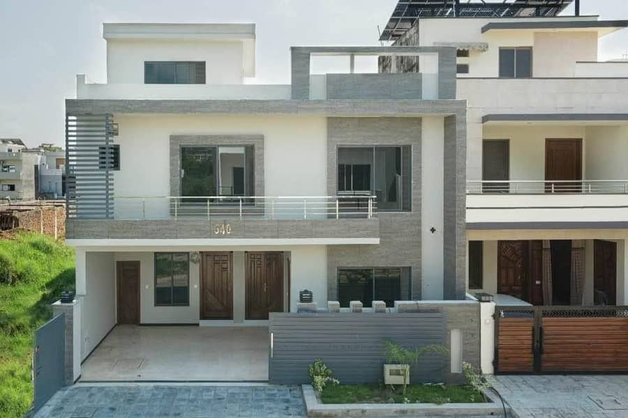 Modern And Solid Construction House For Sale 1