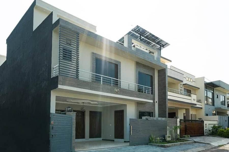 Modern And Solid Construction House For Sale 0